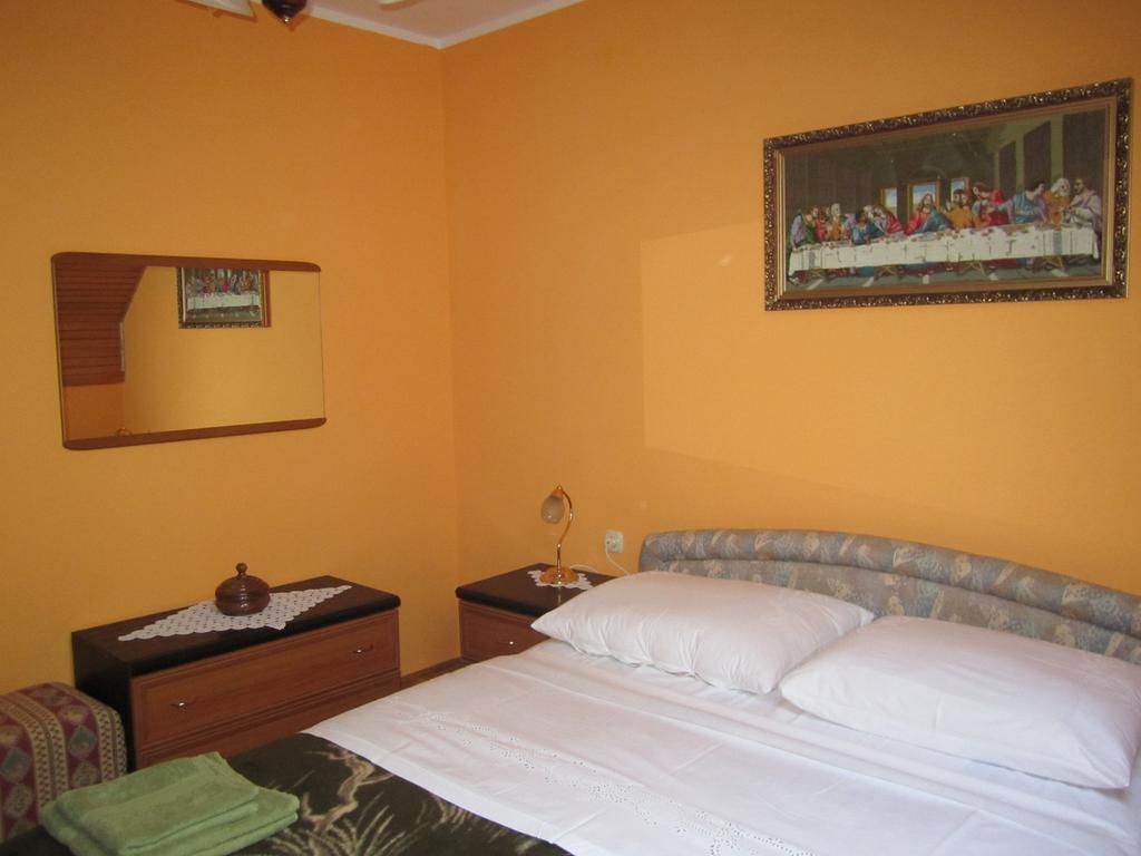 Guest House Sveti Marko Gacka Otočac Esterno foto