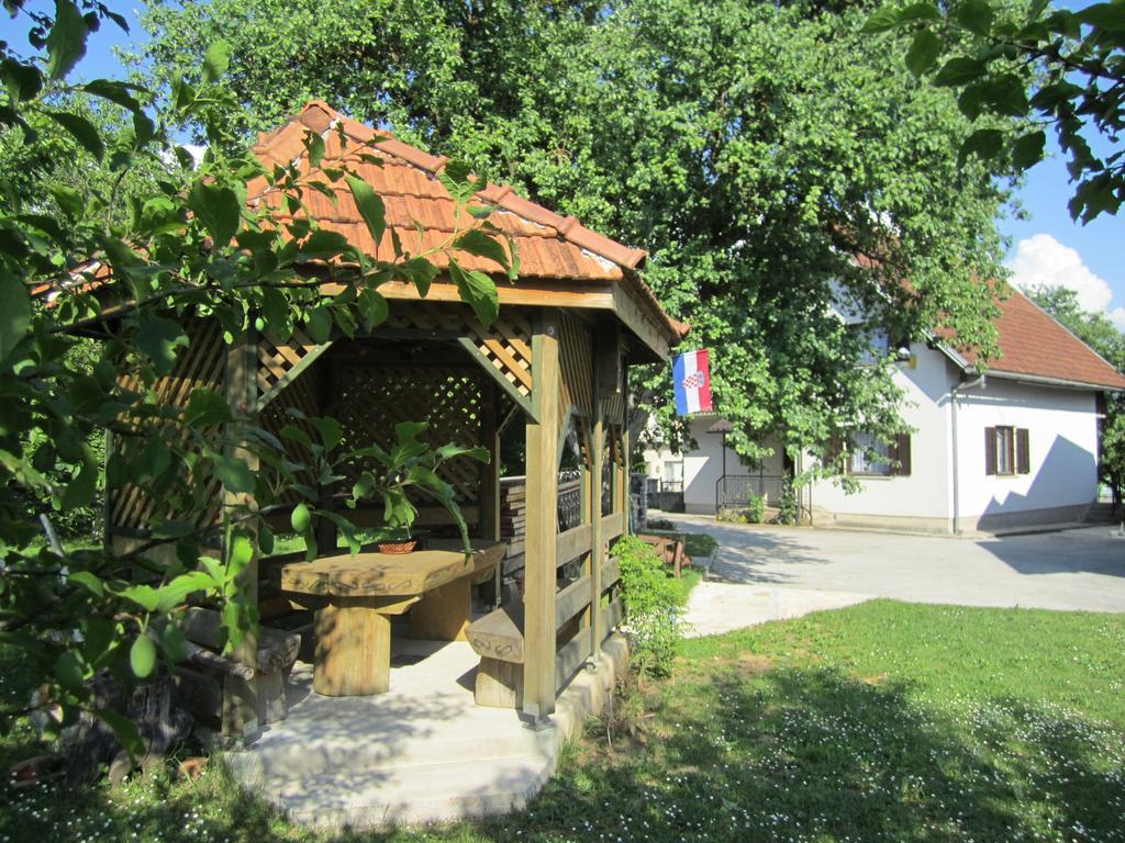 Guest House Sveti Marko Gacka Otočac Esterno foto