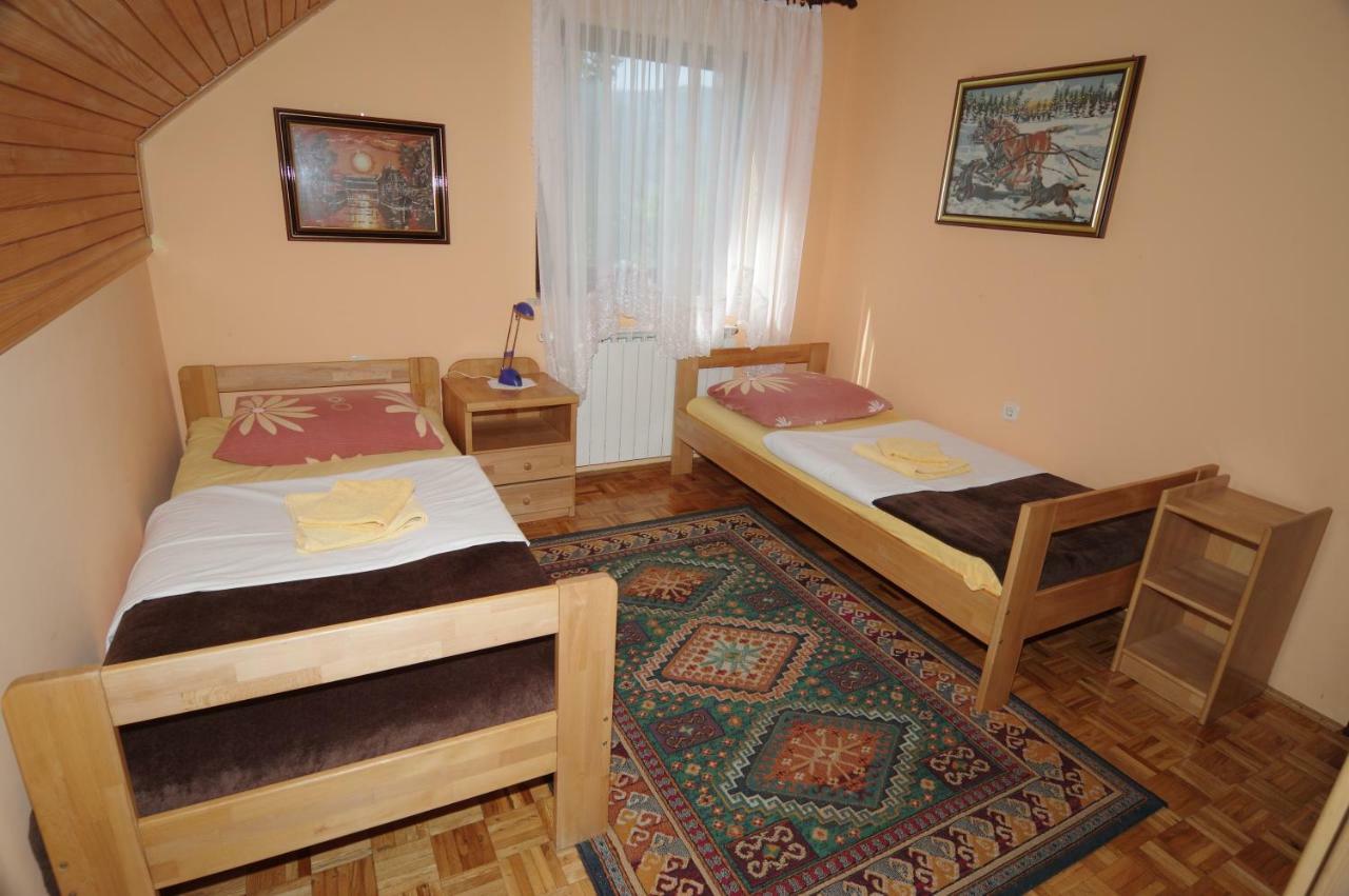 Guest House Sveti Marko Gacka Otočac Esterno foto